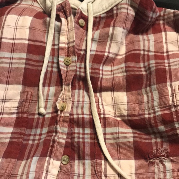 💕4 for $10- American Eagle plaid shirt with built in hoodie - Picture 4 of 6